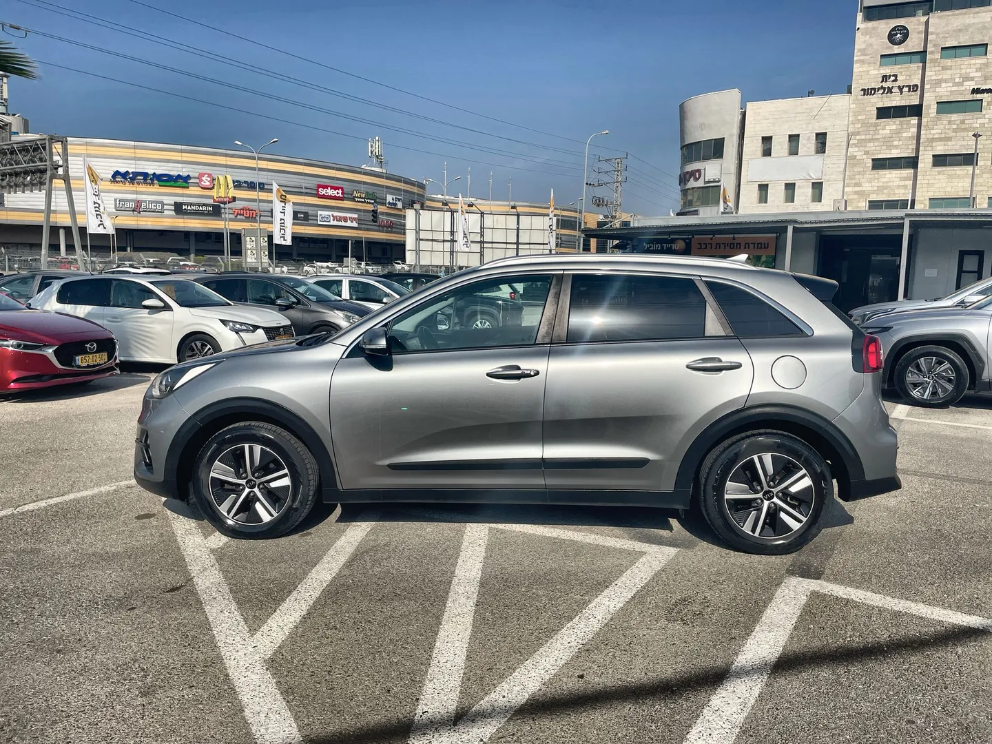 קיה - נירו-היברידי