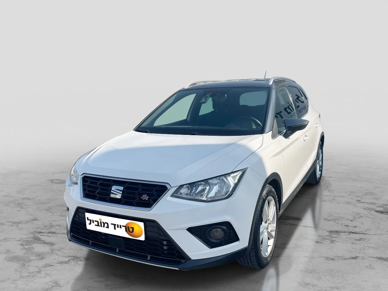 סיאט - ארונה