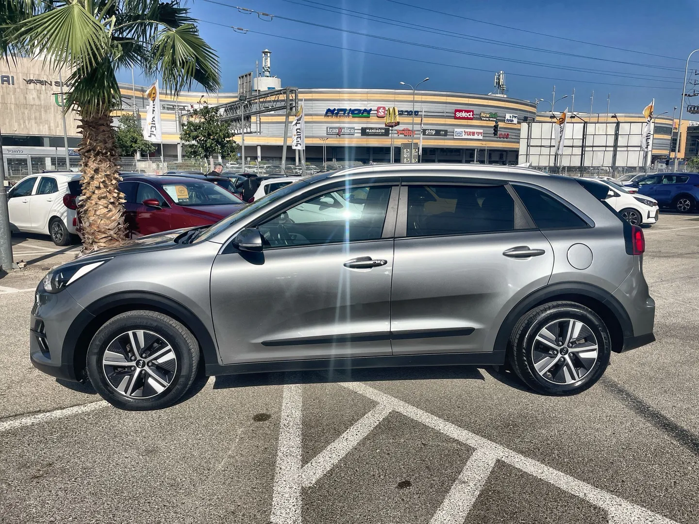 קיה - נירו-היברידי