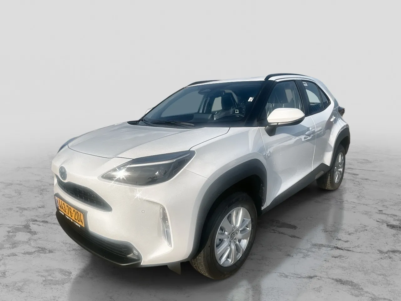 טויוטה - יאריס-קרוס