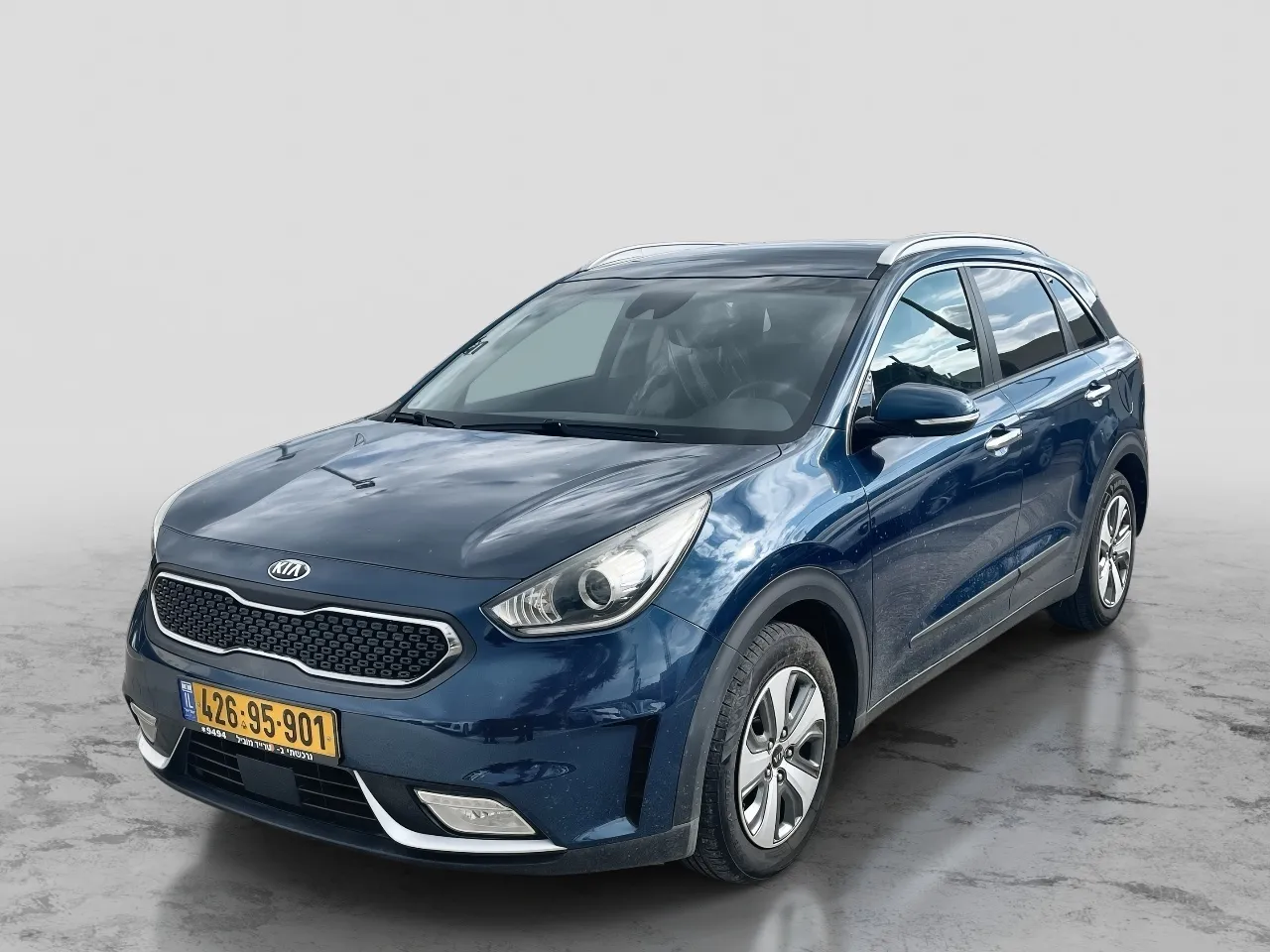 קיה - נירו-היברידי