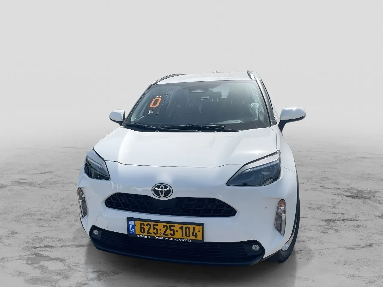 טויוטה - יאריס-קרוס