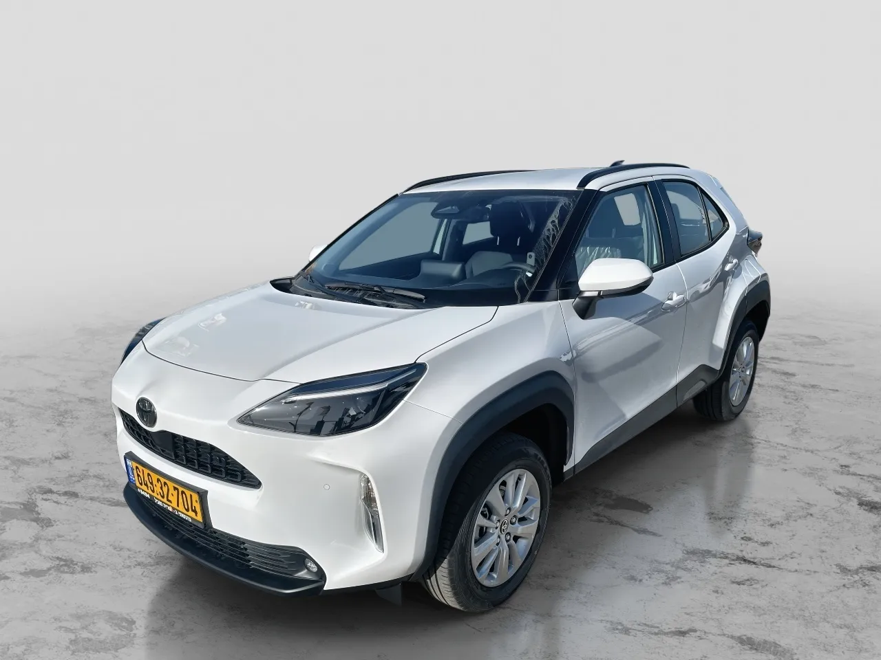 טויוטה - יאריס-קרוס