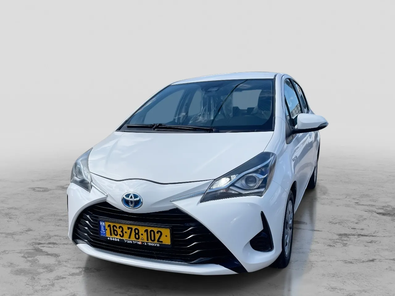 טויוטה - יאריס-הייבריד
