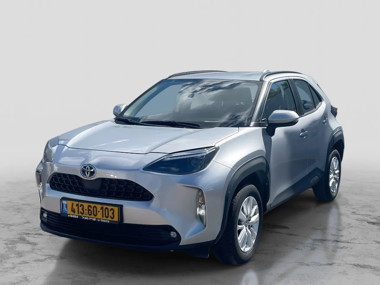 טויוטה - יאריס-קרוס