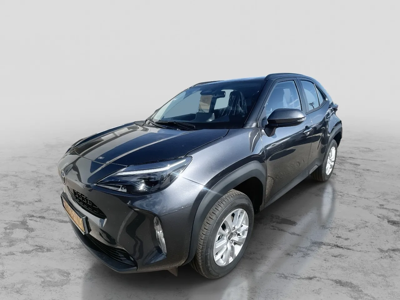 טויוטה - יאריס-קרוס