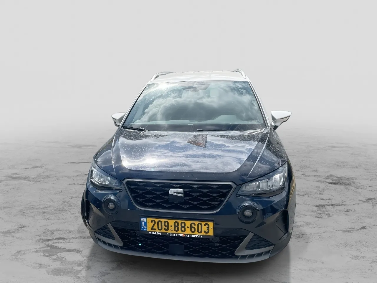 סיאט - ארונה