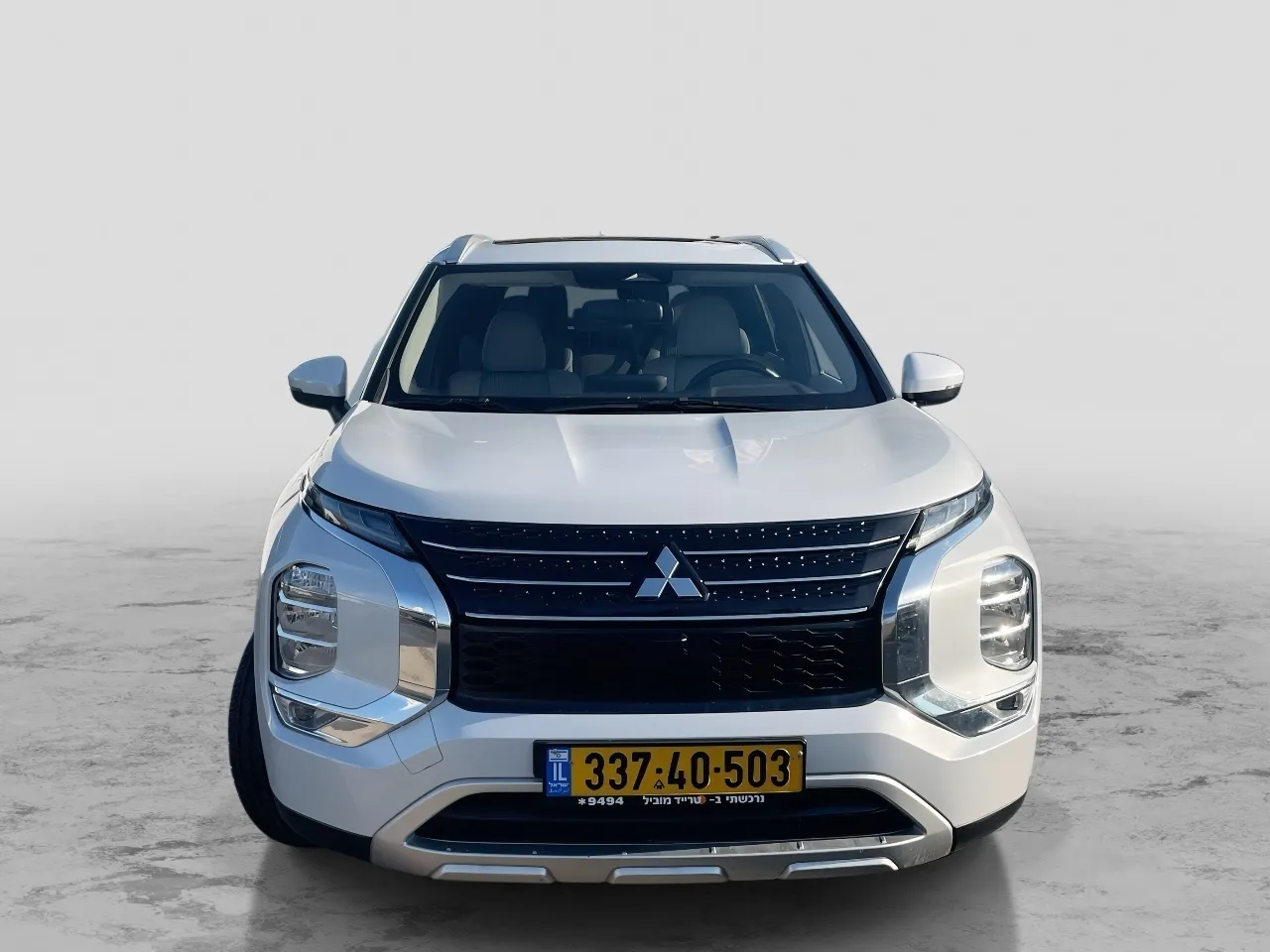 מיצובישי - אאוטלנדר