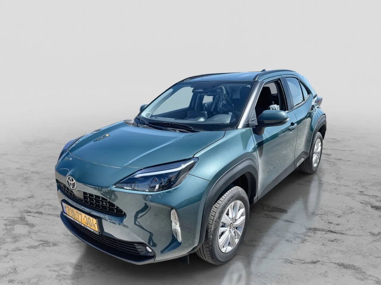 טויוטה - יאריס-קרוס