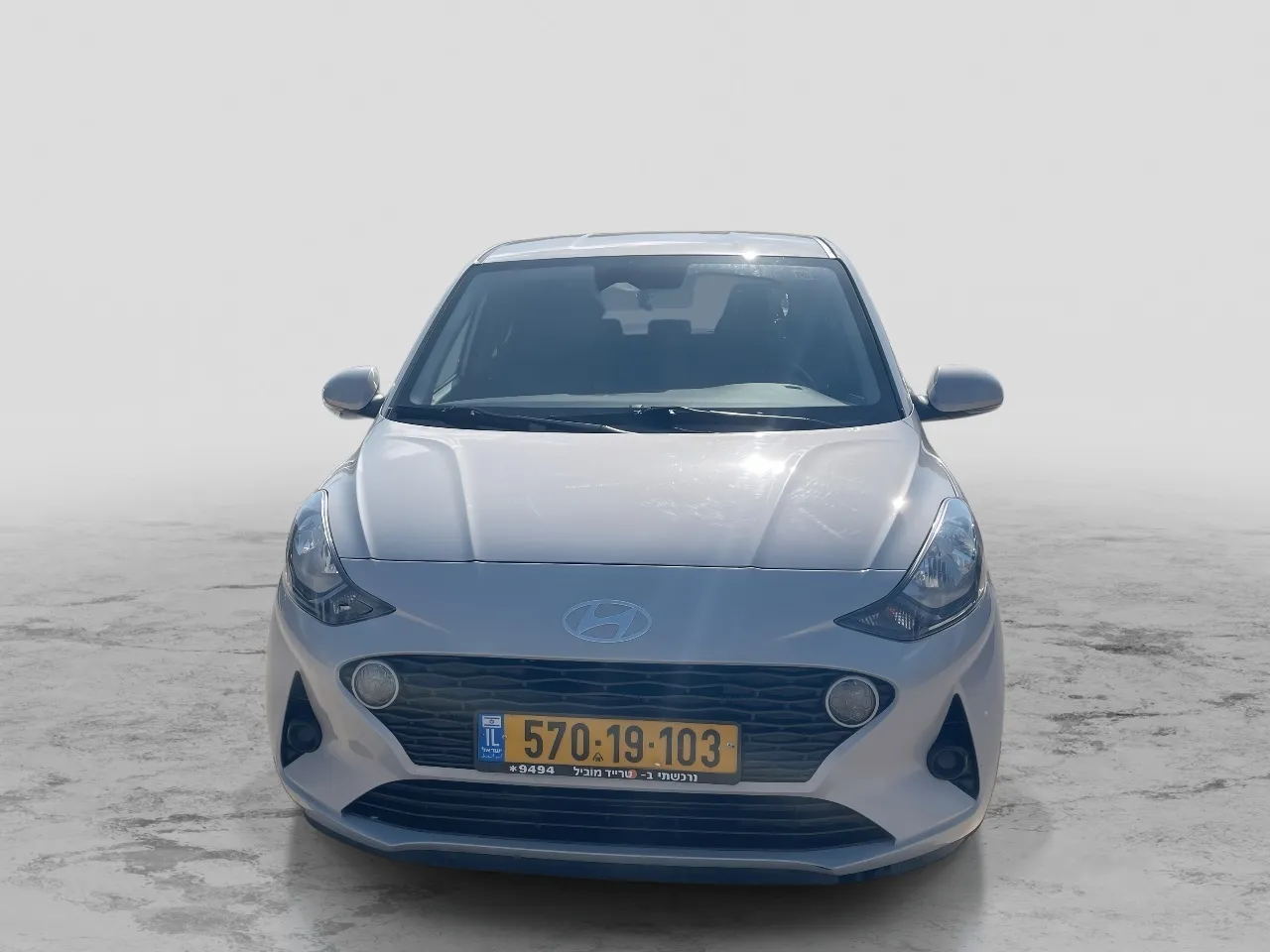 יונדאי - i10