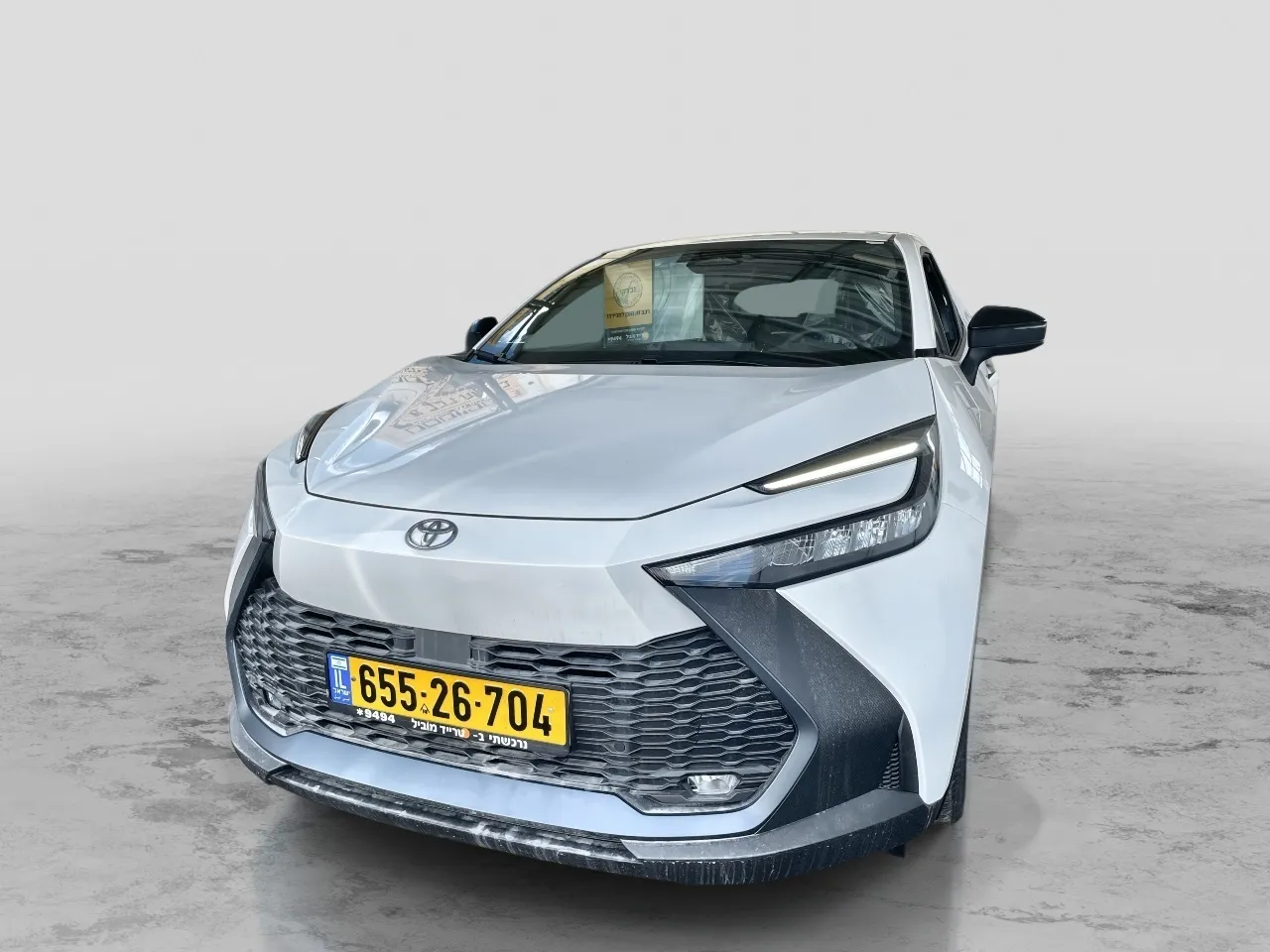 טויוטה - C-HR