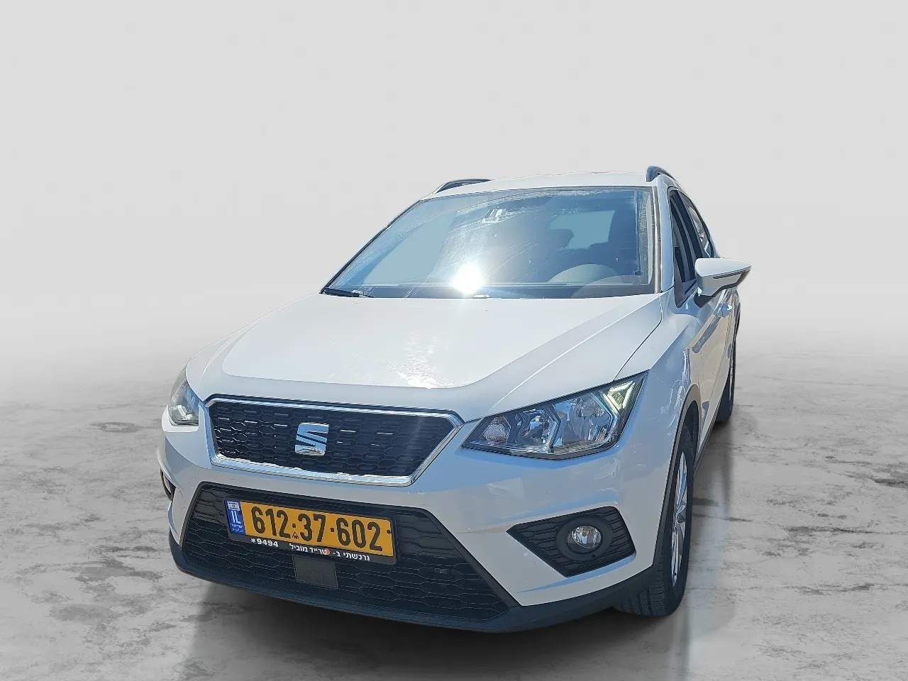 סיאט - ארונה
