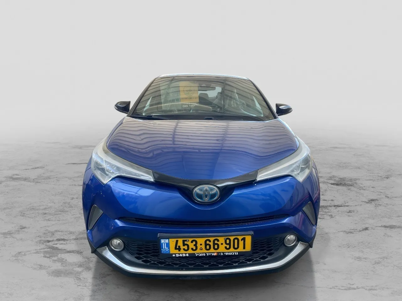 טויוטה - C-HR