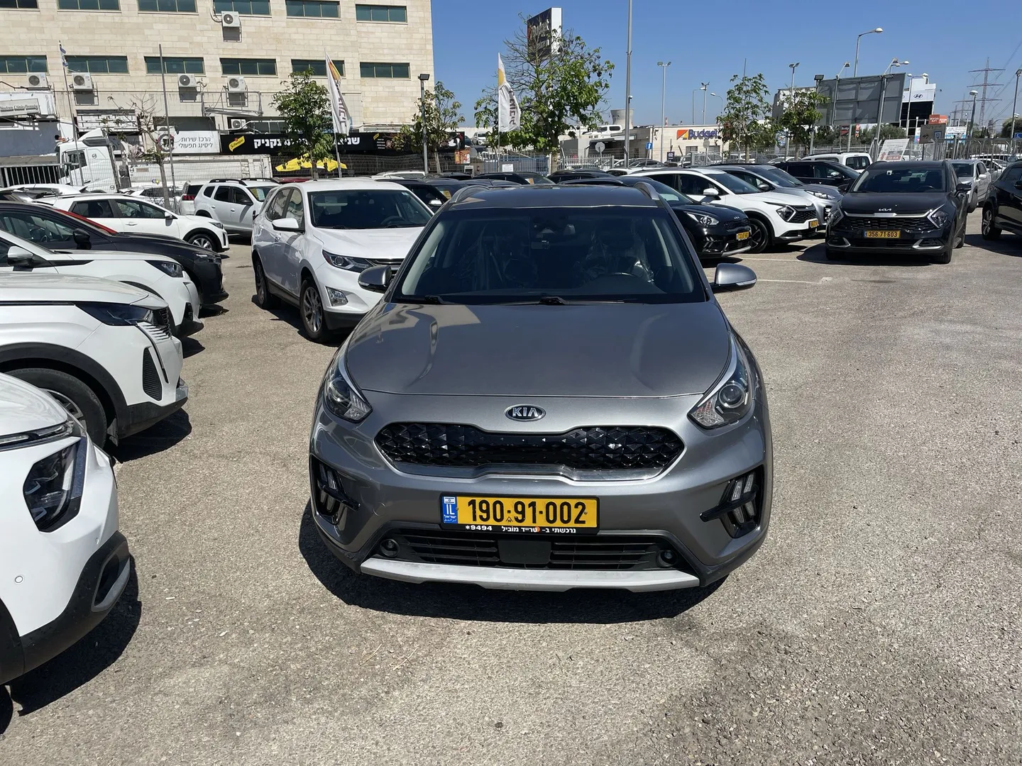 קיה - נירו-היברידי