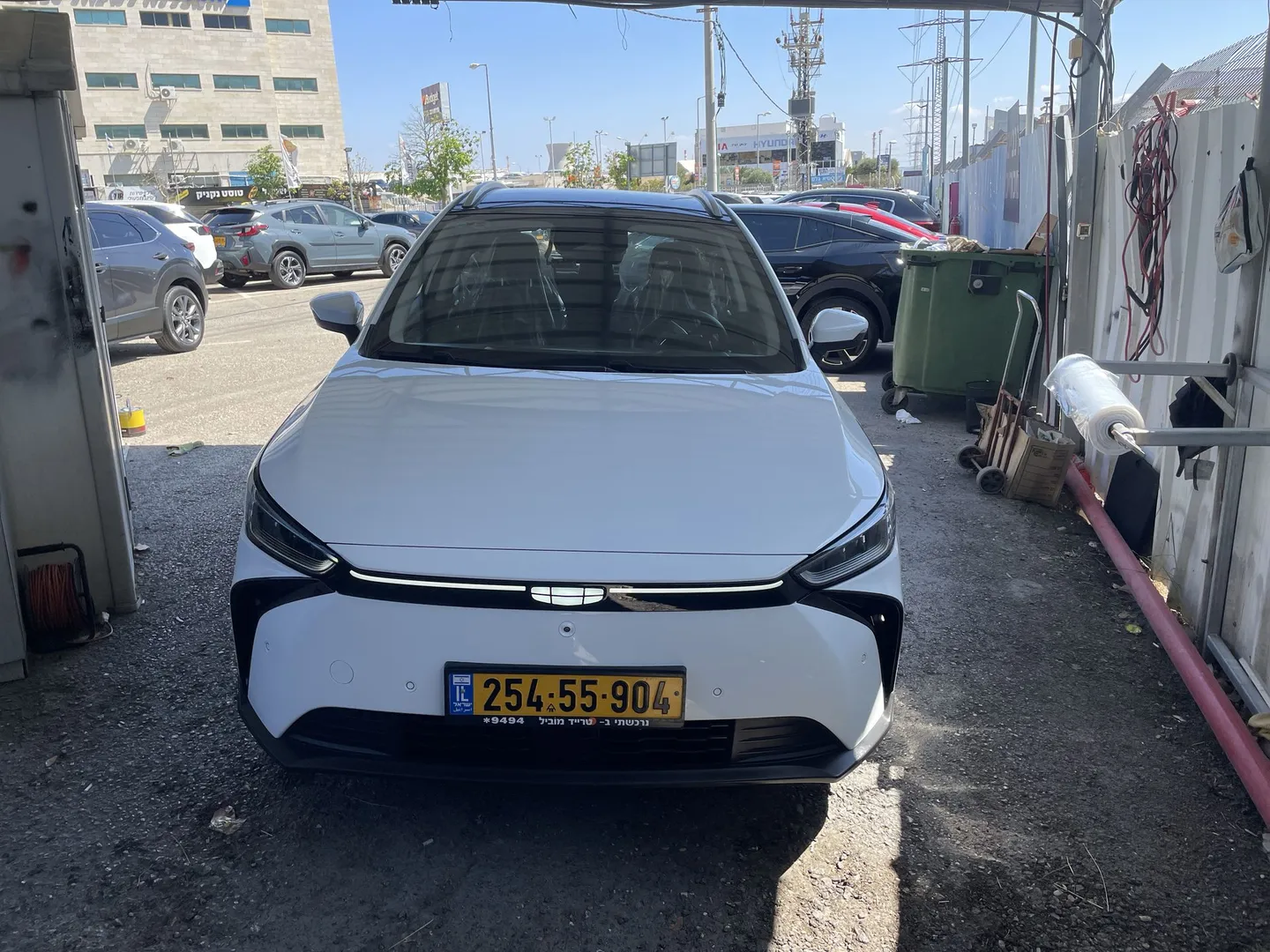 Geely - GEOMETRY-C