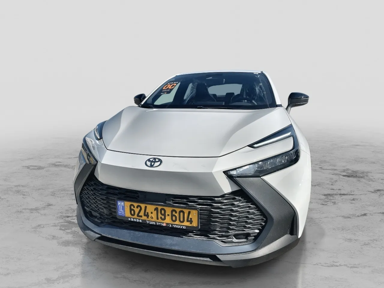 טויוטה - C-HR
