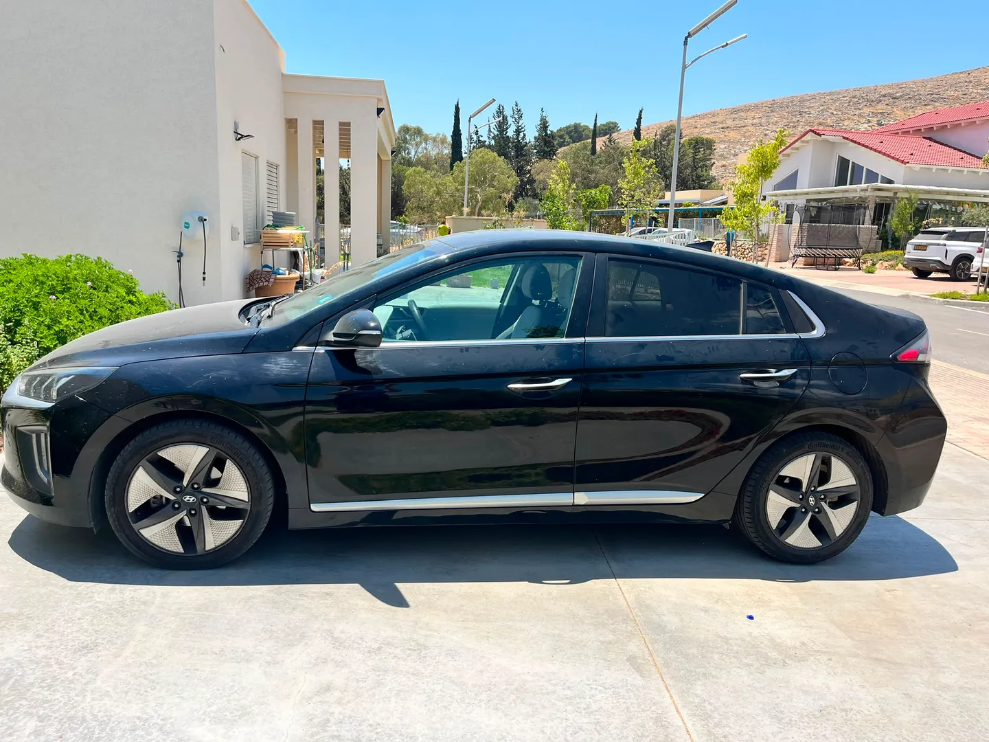 יונדאי - IONIQ