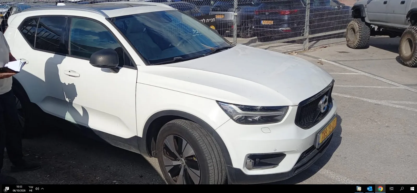וולוו - XC40